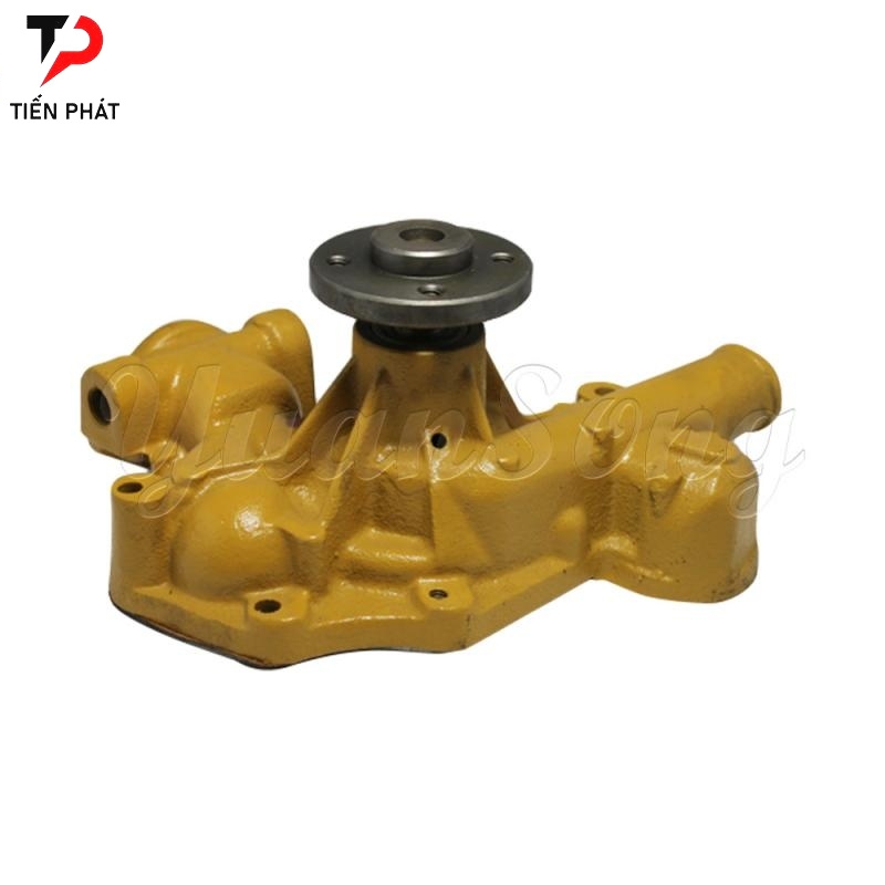 6202-61-1201 KOMATSU 4D95 Water Pump