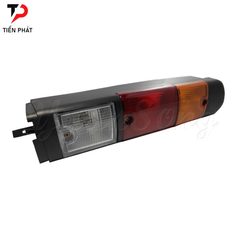 56630-23320-71 RH Tail Lights for Toyota lift